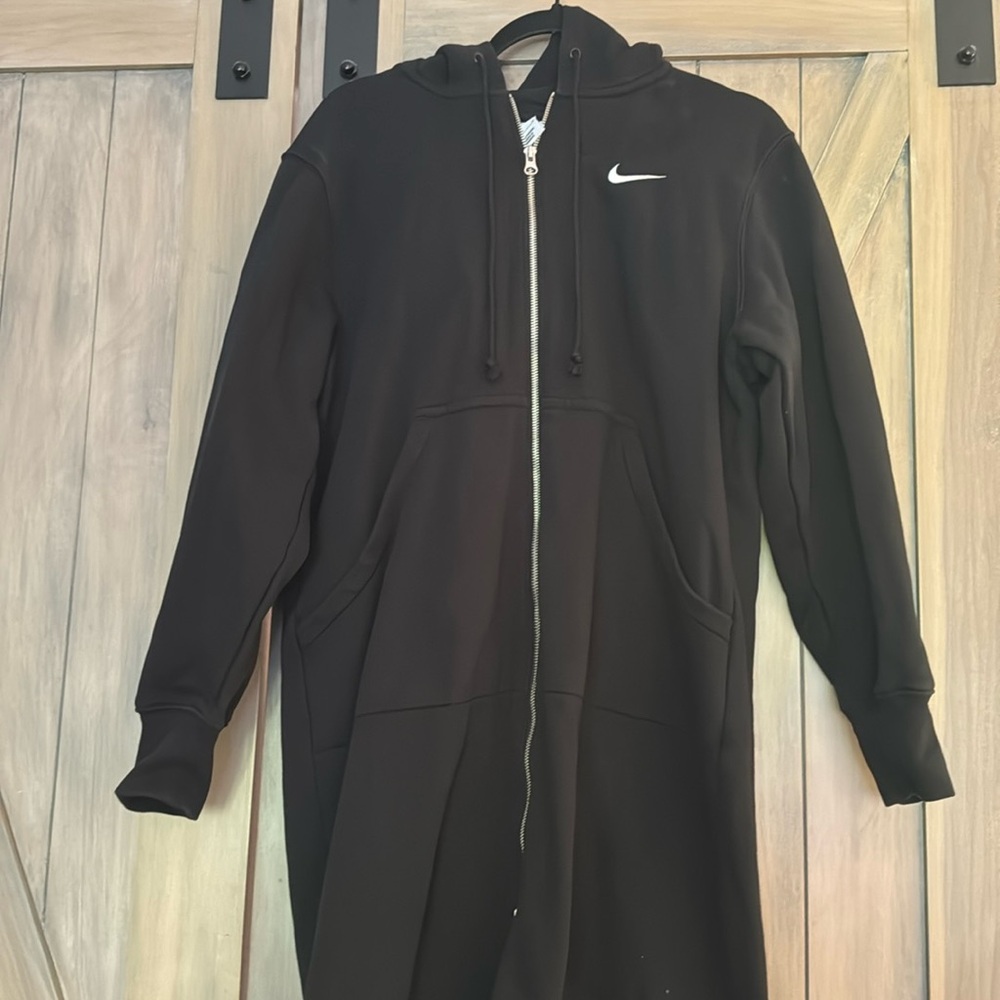 NIKE long zip up sweatshirt/shacket size small women.